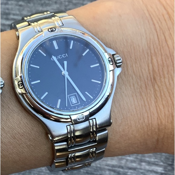 Mens authentic GUCCI stainless steel watch 🎩 - Picture 1 of 9